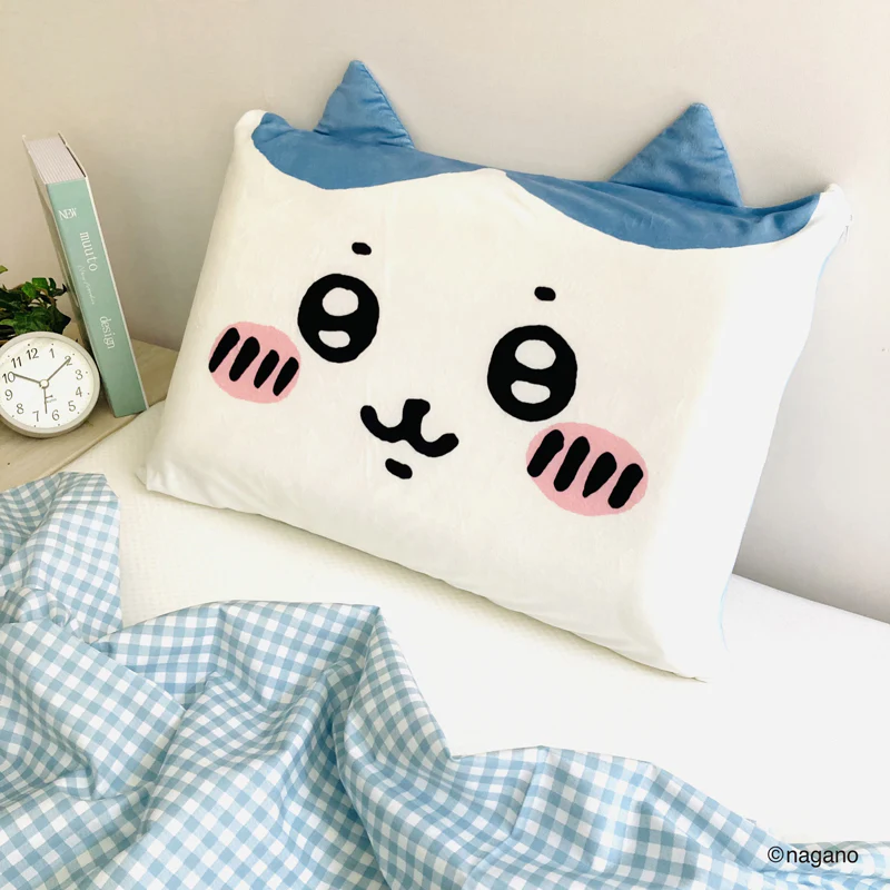 ちいかわ 低反発まくら（ハチワレ） - Image 3