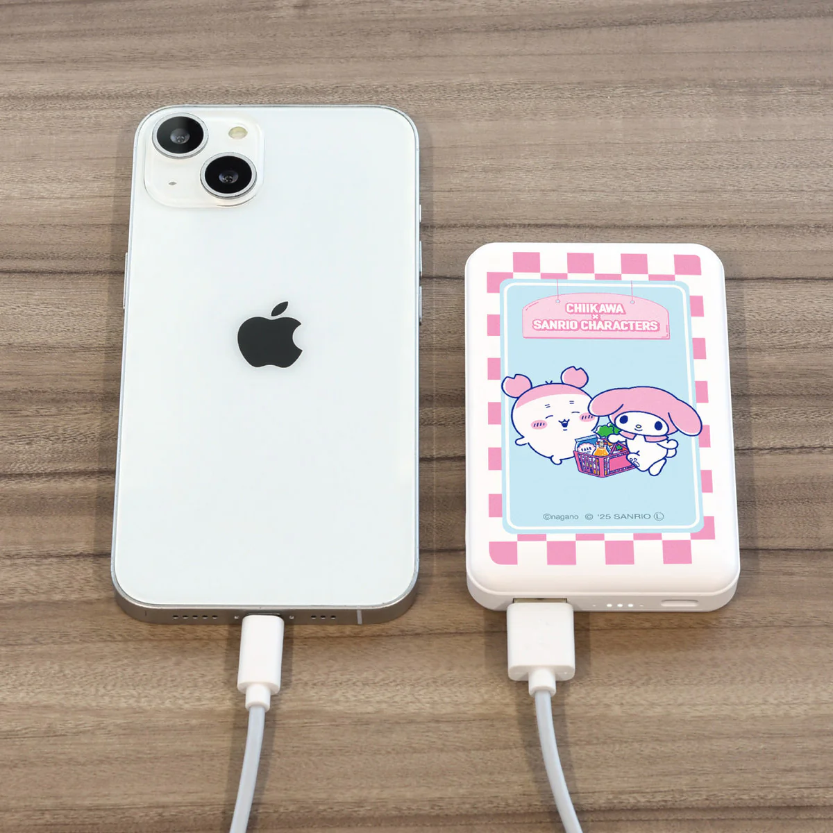 ちいかわ×サンリオキャラクターズ スーパーマーケットなMagSafe対応 ワイヤレスリチウム充電器 5000mAh（古本屋＆マイメロディ） - Image 3