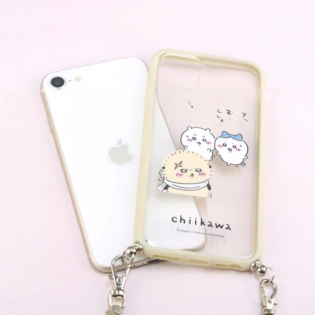 ちいかわ IIIIfit Loop iPhone対応 ケース（ラッコ） - Image 2