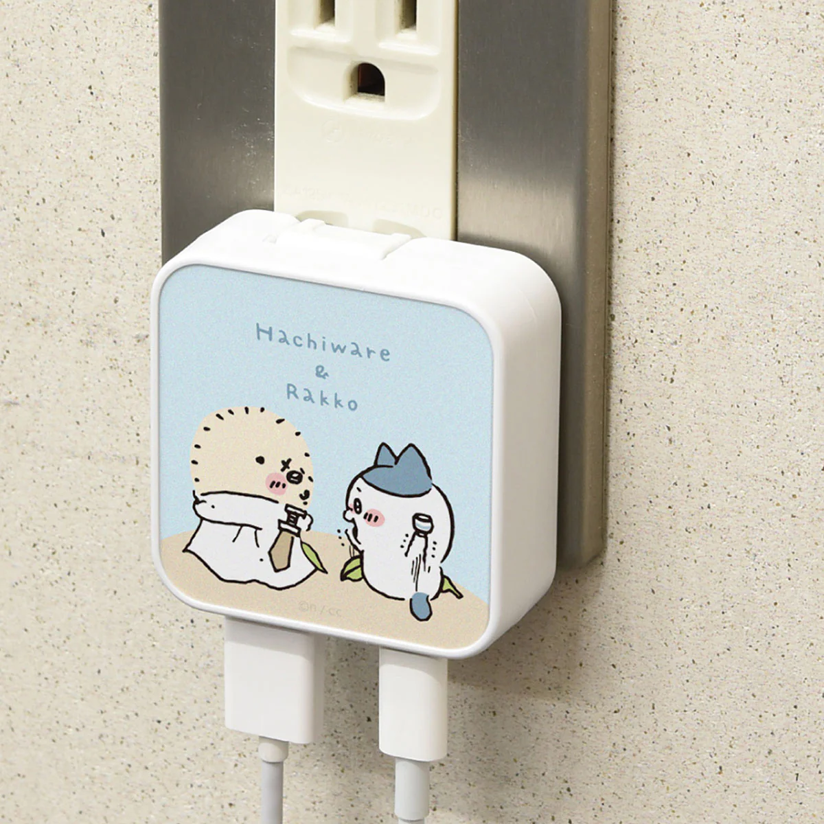 ちいかわ USB/USB Type-C ACアダプタ（ハチワレ＆ラッコ） - Image 2