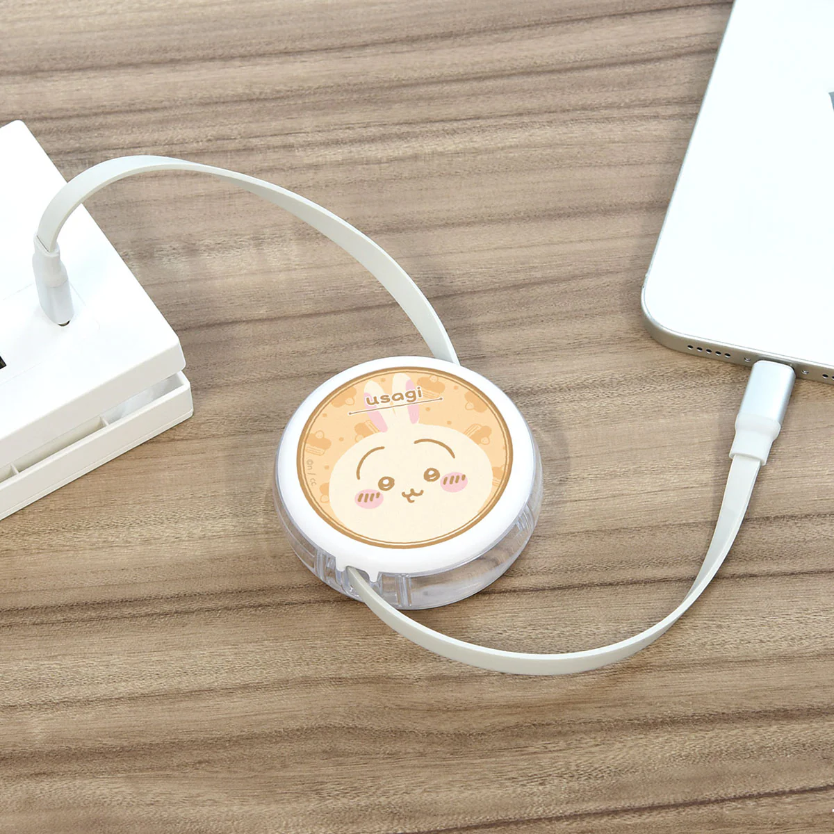 ちいかわ PD60W対応 USB2.0リール式Type-Cケーブル（うさぎ） - Image 3