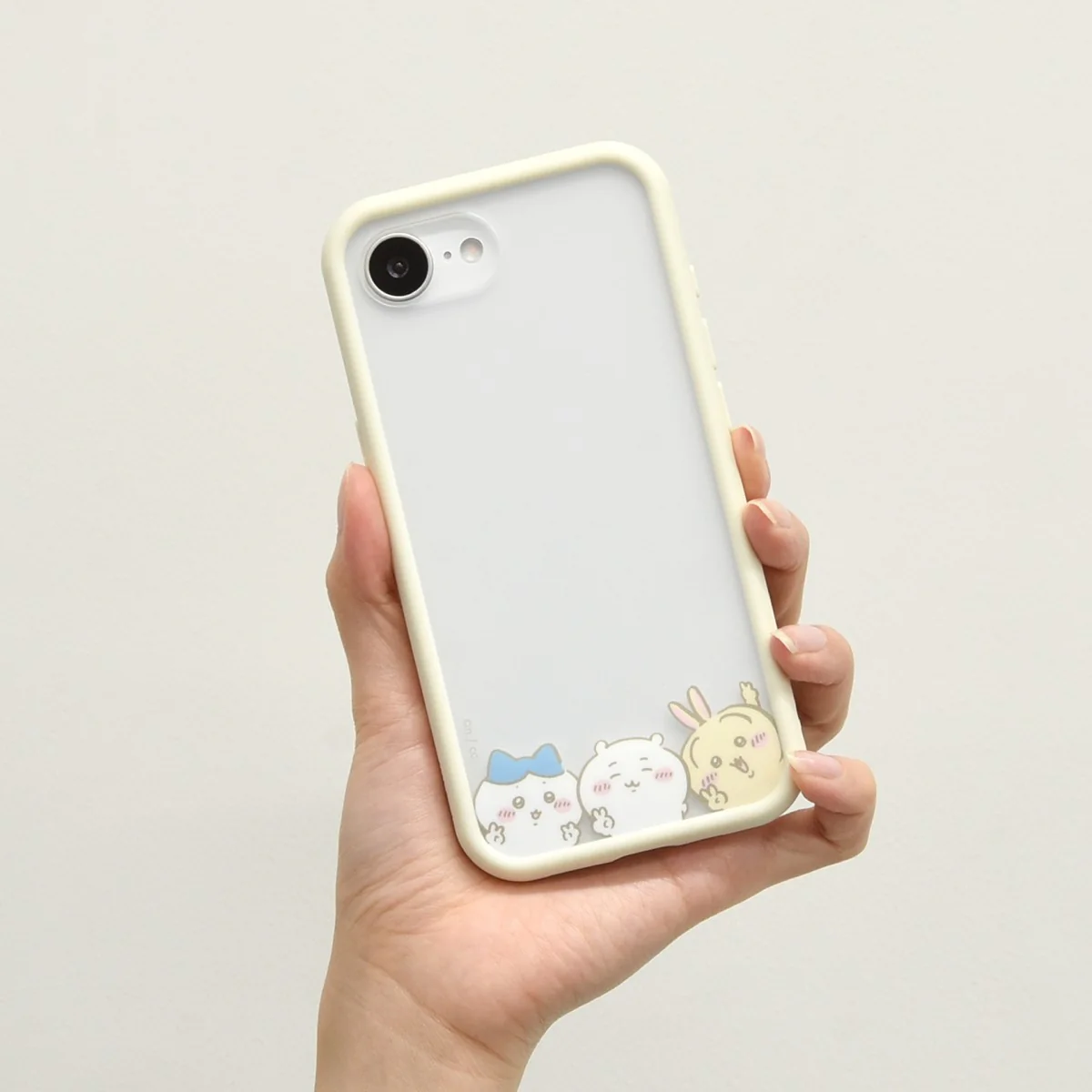 ちいかわ IIIIfit プランプフレーム iPhone16e対応 ケース（集合） - Image 3