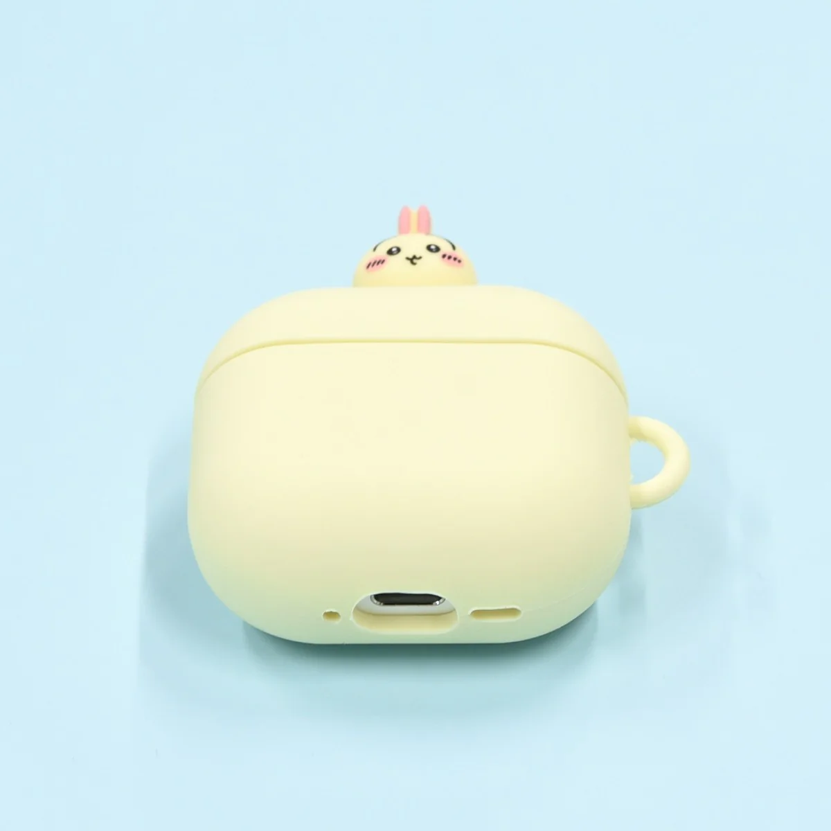 ちいかわ AirPods4対応 シリコンケース（うさぎ） - Image 3