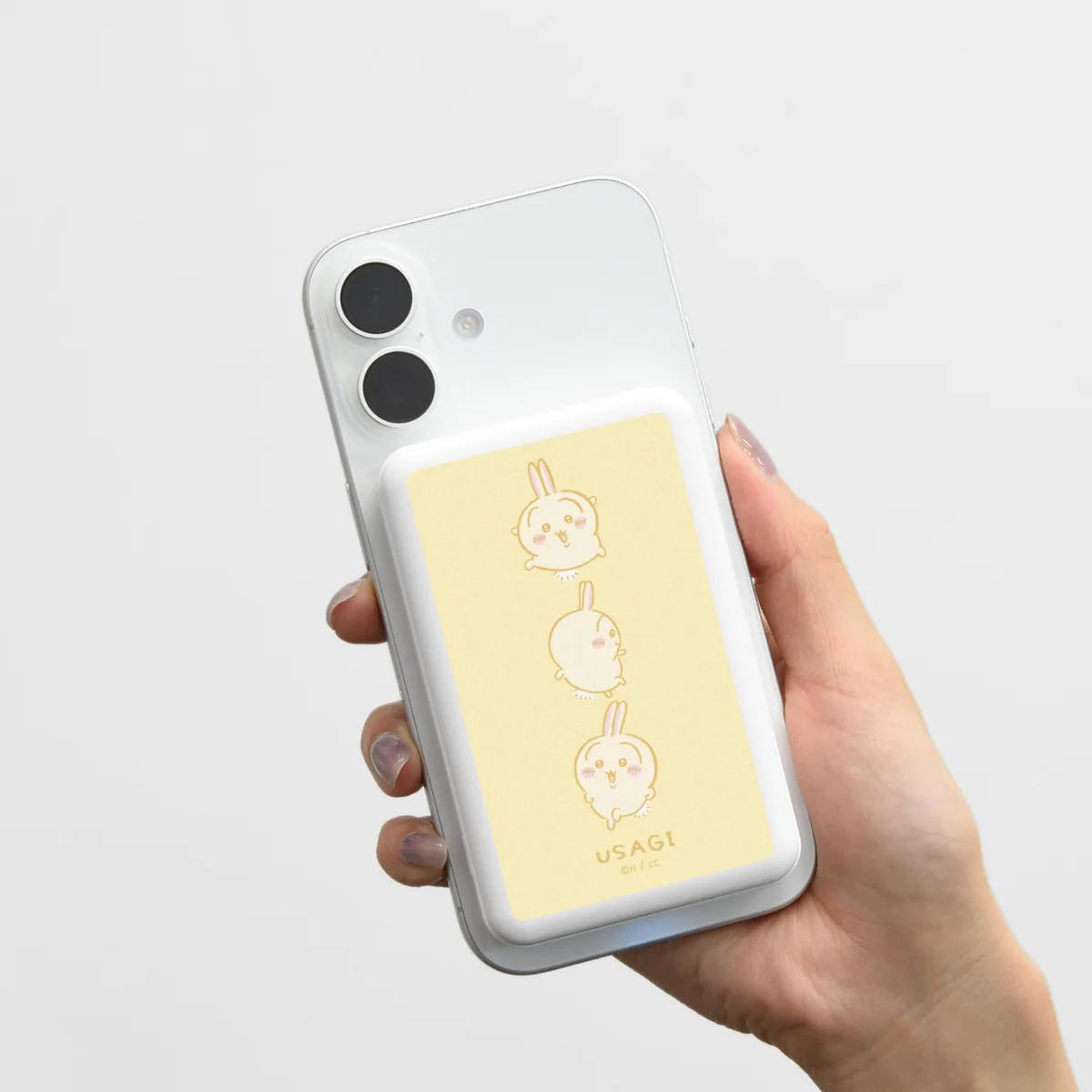 ちいかわ MagSafe対応 ワイヤレスリチウム充電器 5000mAh（うさぎ） - Image 2