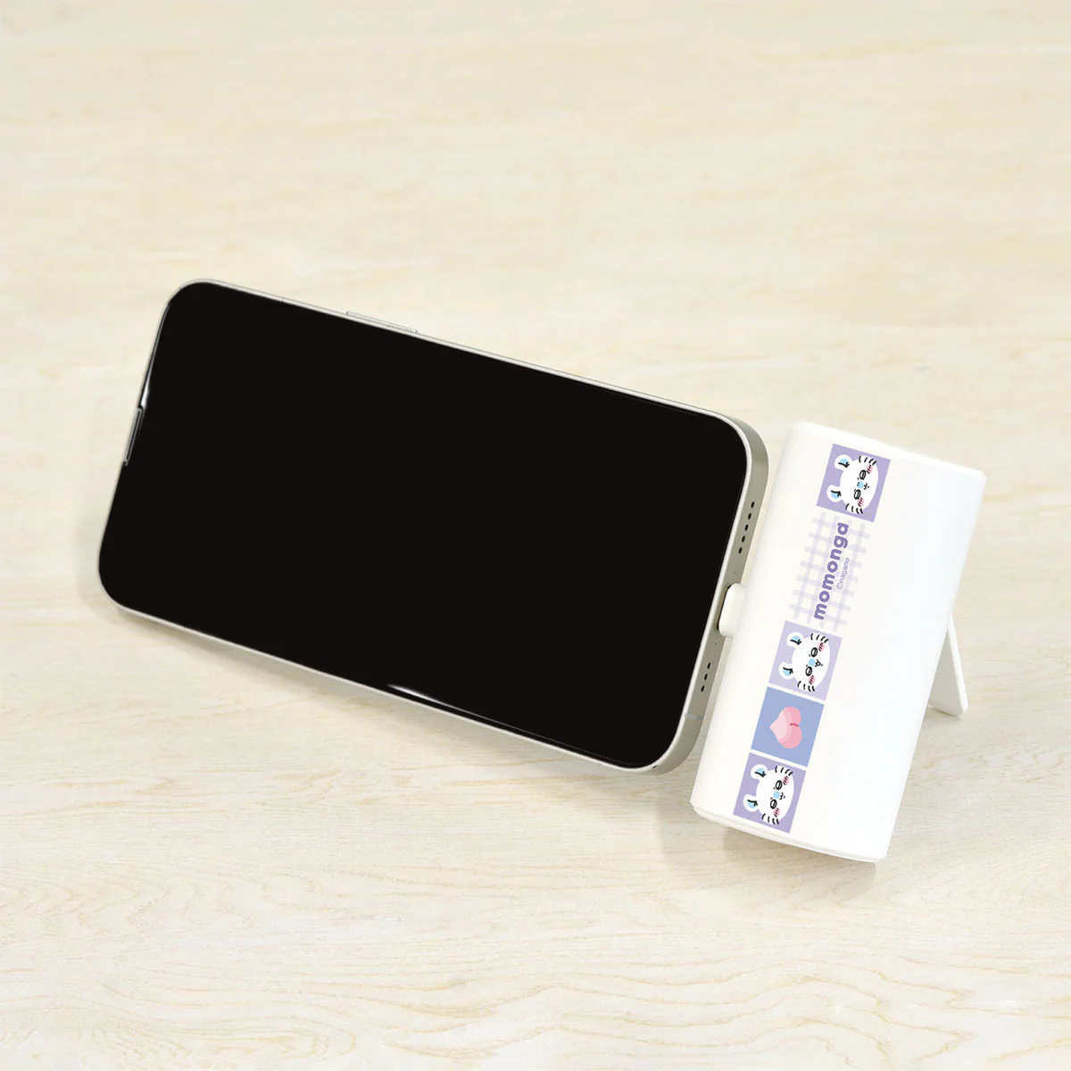 ちいかわ USB Type-Cコネクタ付き リチウムイオン充電器 4000mAh（モモンガ） - Image 3