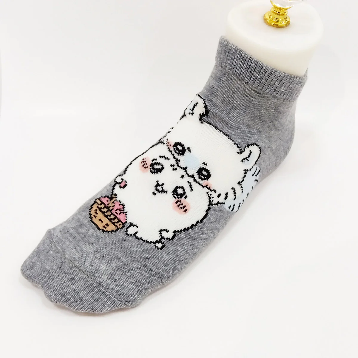 ちいかわ スニーカー丈ソックス（ちいかわモモンガ） レディース用 - Image 4