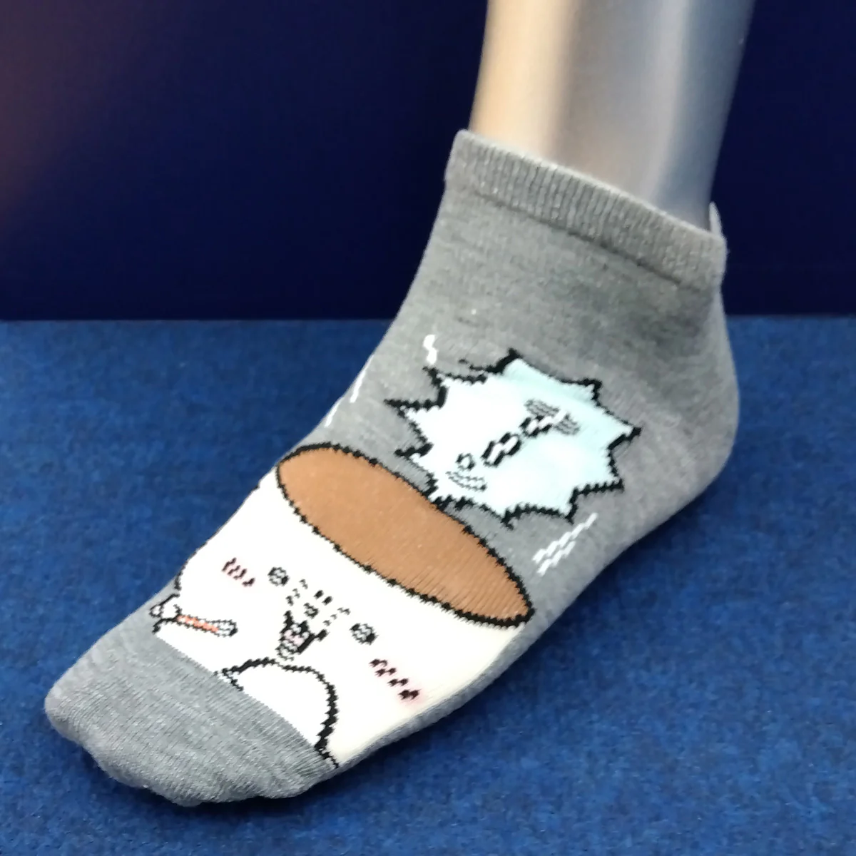 ちいかわ スニーカー丈ソックス（くりまんじゅうかき氷 グレー） メンズ用 - Image 4