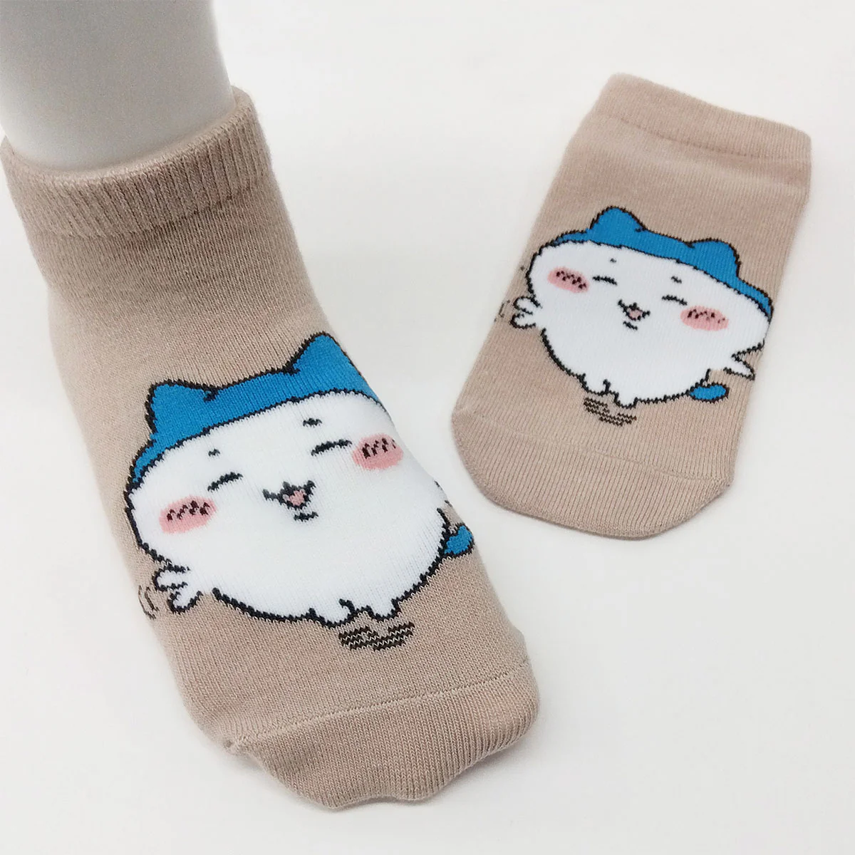 ちいかわ スニーカーソックス(ハチワレスポーツ刈り) - Image 3