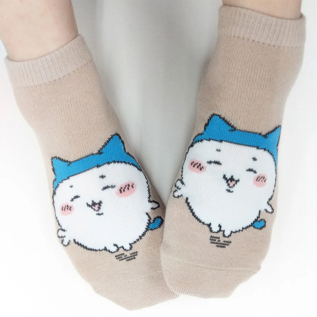ちいかわ スニーカーソックス(ハチワレスポーツ刈り) - Image 4