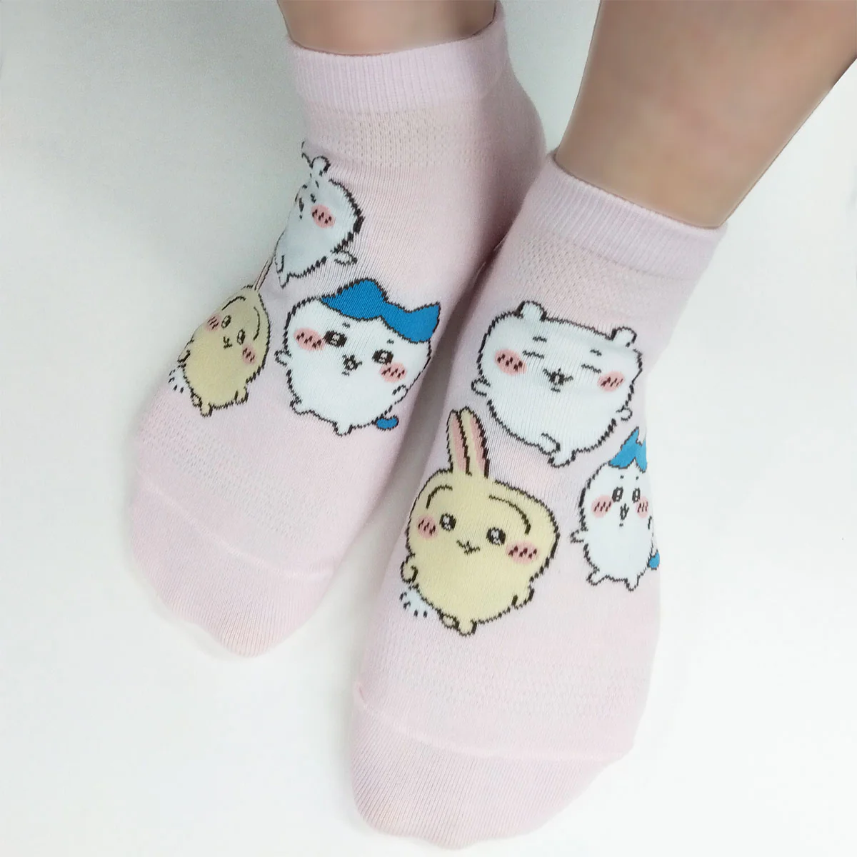ちいかわ メッシュスニーカー丈ソックス（仲良し） - Image 2