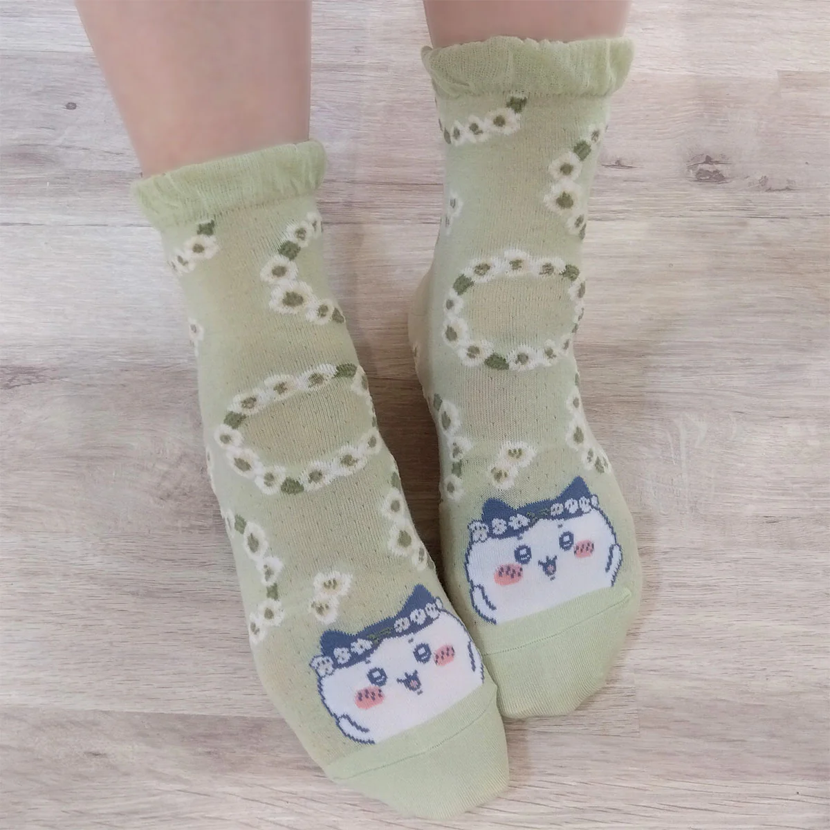 ちいかわ 履き口ふんわりクルーソックス（ハチワレ鈴蘭 グリーン） レディース用 - Image 4