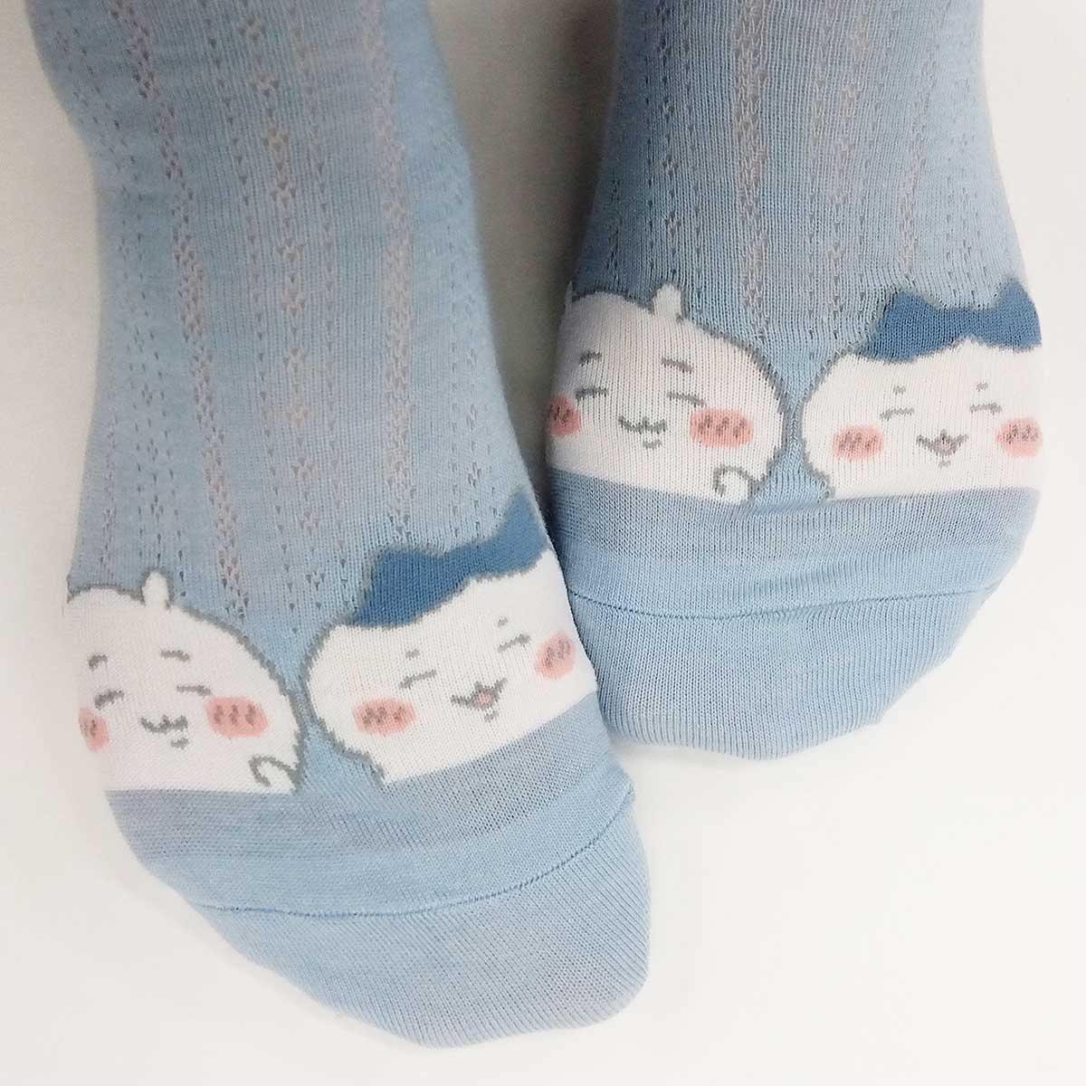ちいかわ ほめられリボン付きクルーソックス（サックス） レディース用 - Image 4