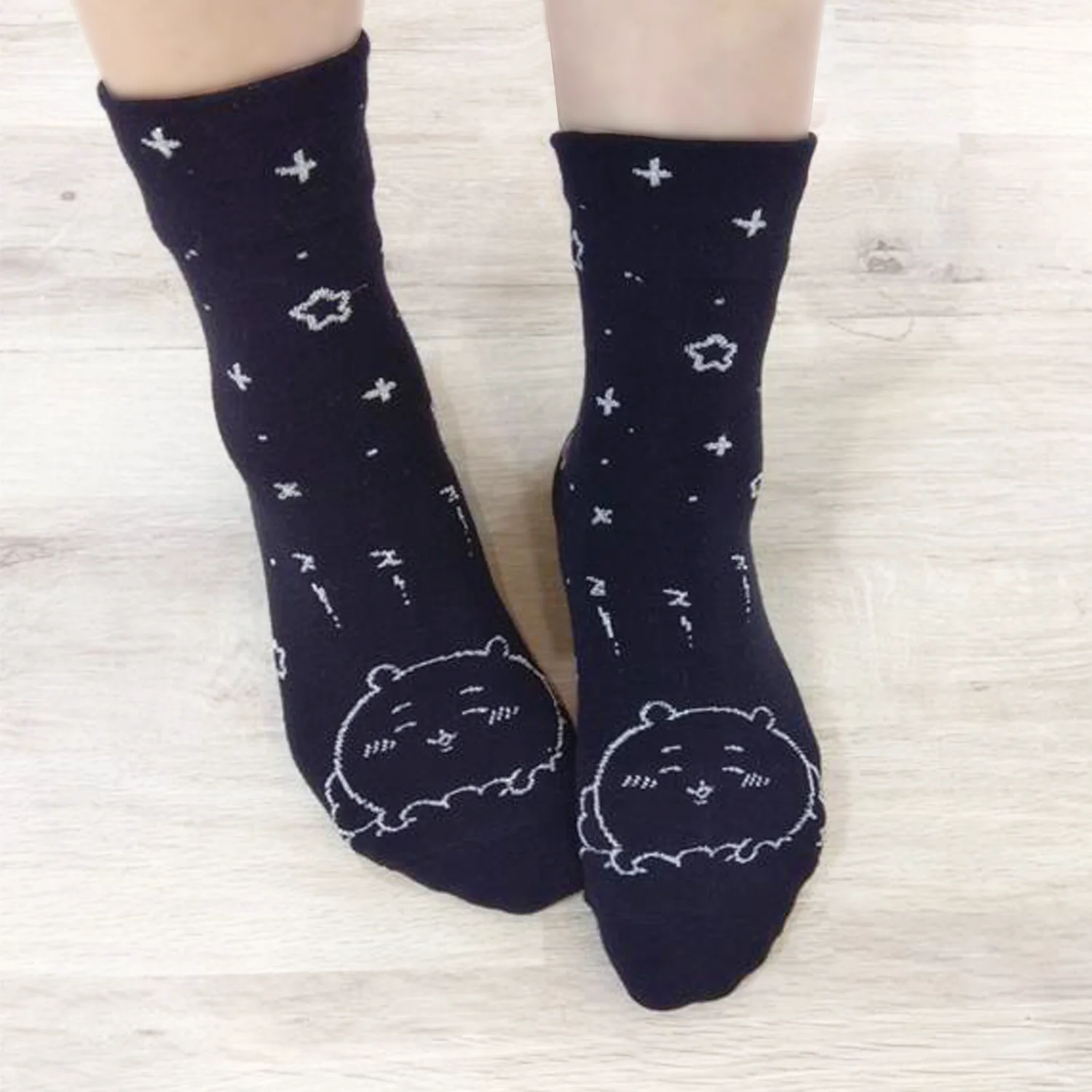 ちいかわ ラメクルーソックス（ちいかわ ネイビー） レディース用 - Image 3