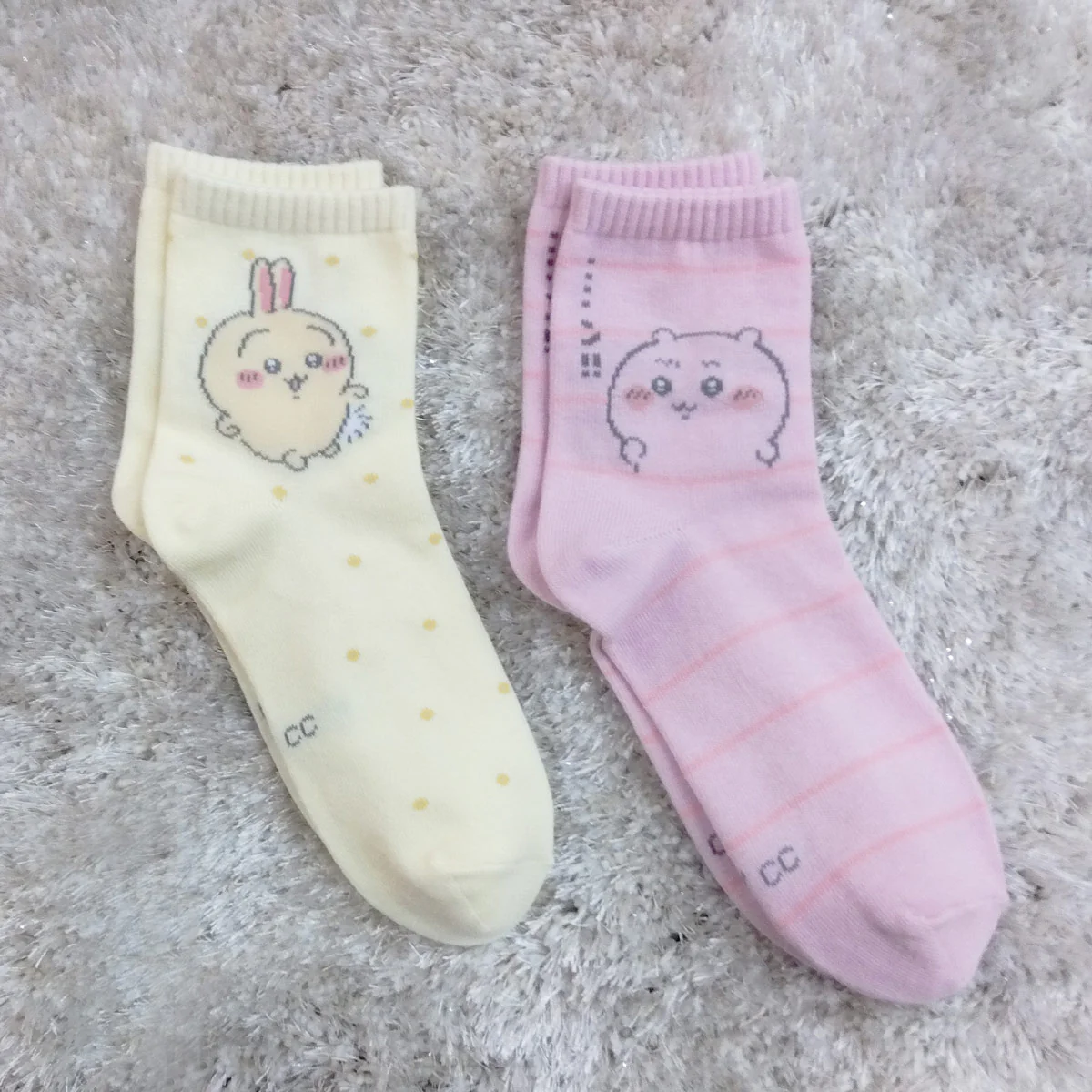ちいかわ クルーソックス（うさぎドット クリーム） - Image 3