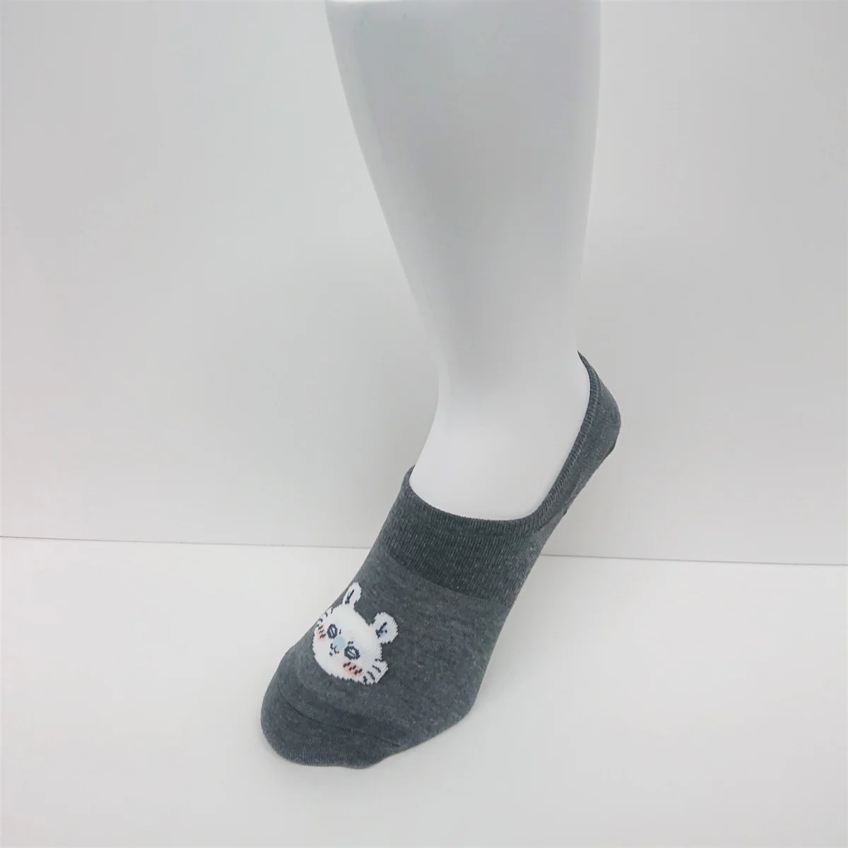 ちいかわ ココピタ スニーカー丈(モモンガ チャコール) - Image 6