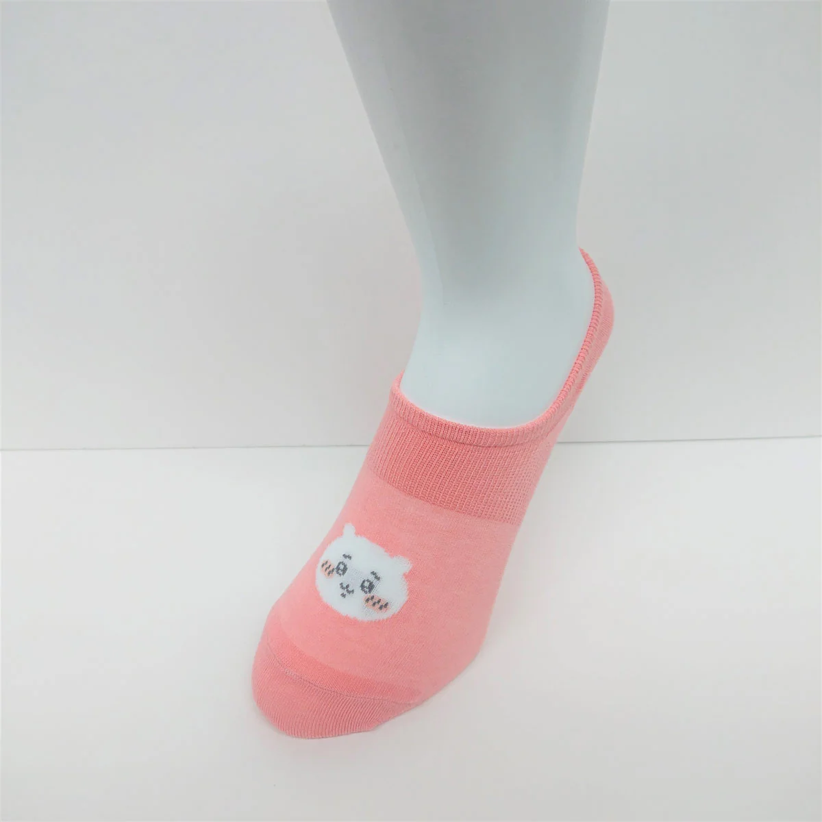ちいかわ ココピタ スニーカー丈（ちいかわ サーモンピンク） - Image 6