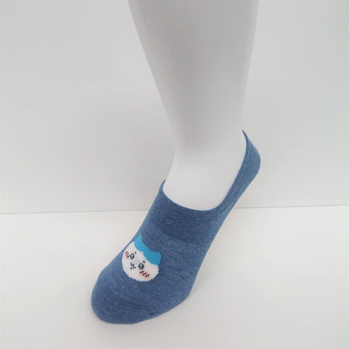 ちいかわ ココピタ スニーカー丈（ハチワレ ネイビー） - Image 6