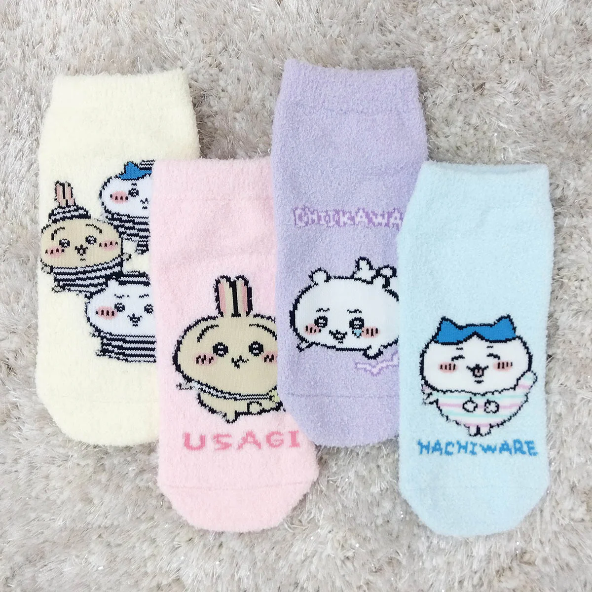 ちいかわ ふわもこスニーカー丈ソックス（ハチワレ サックス） レディース用 - Image 2