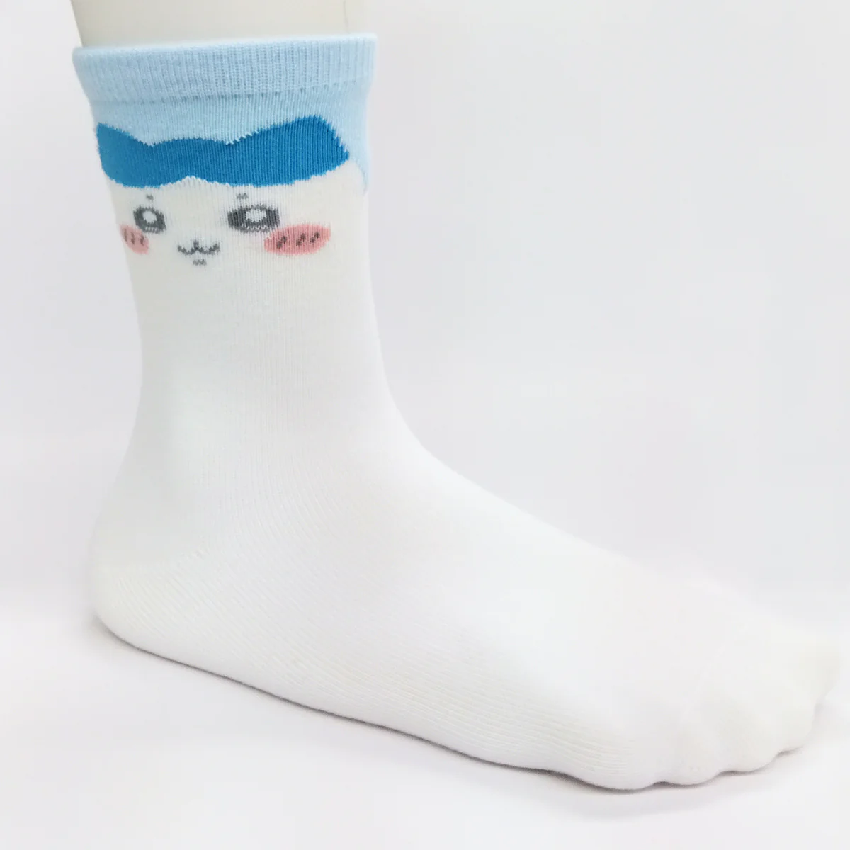 ちいかわ クルーソックス（ハチワレフェイス） - Image 4
