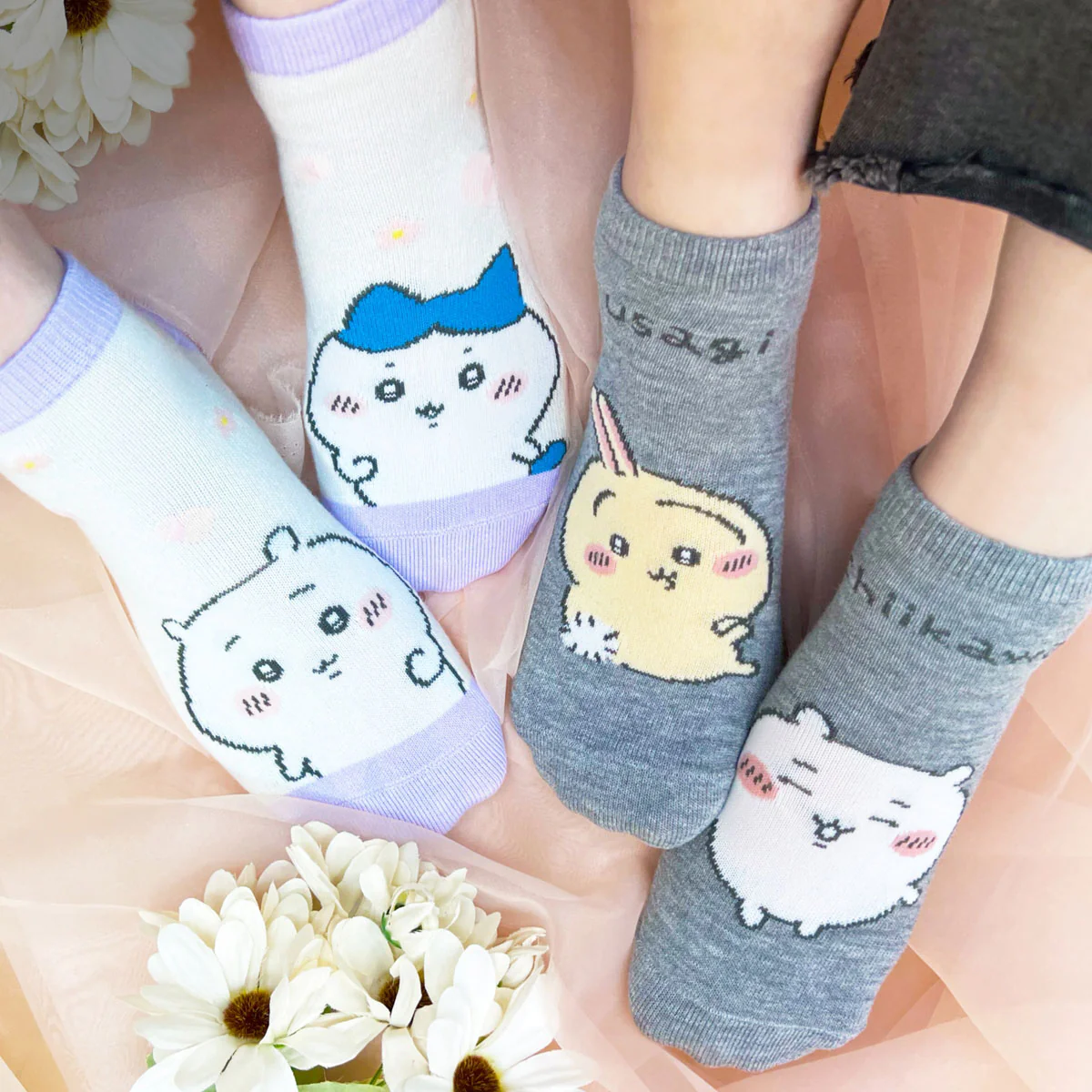 ちいかわ スニーカー丈ソックス（ちいかわハチワレ左右） - Image 3