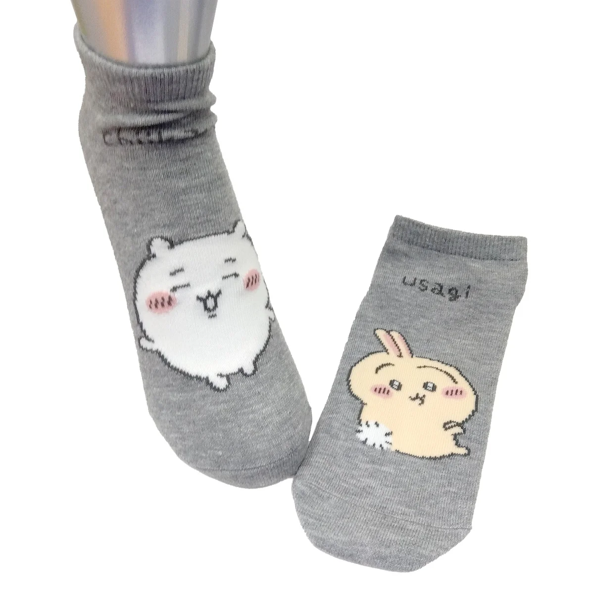 ちいかわ スニーカー丈ソックス（ちいかわうさぎ左右）メンズ用 - Image 4