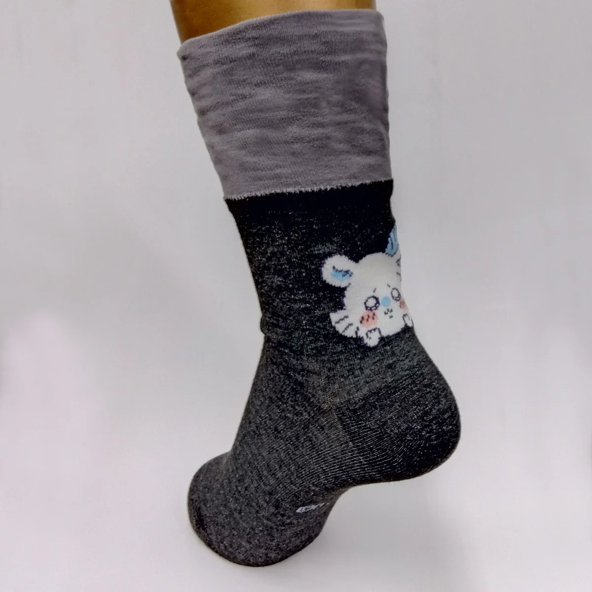 ちいかわ 折返しクルーソックス(モモンガ)レディース用 - Image 3