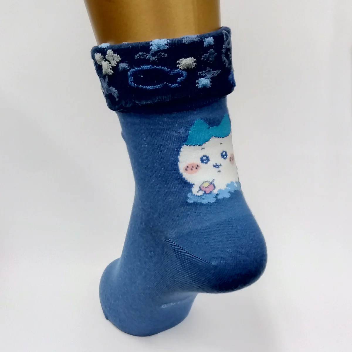 ちいかわ 折返しクルーソックス（ハチワレ）レディース用 - Image 4