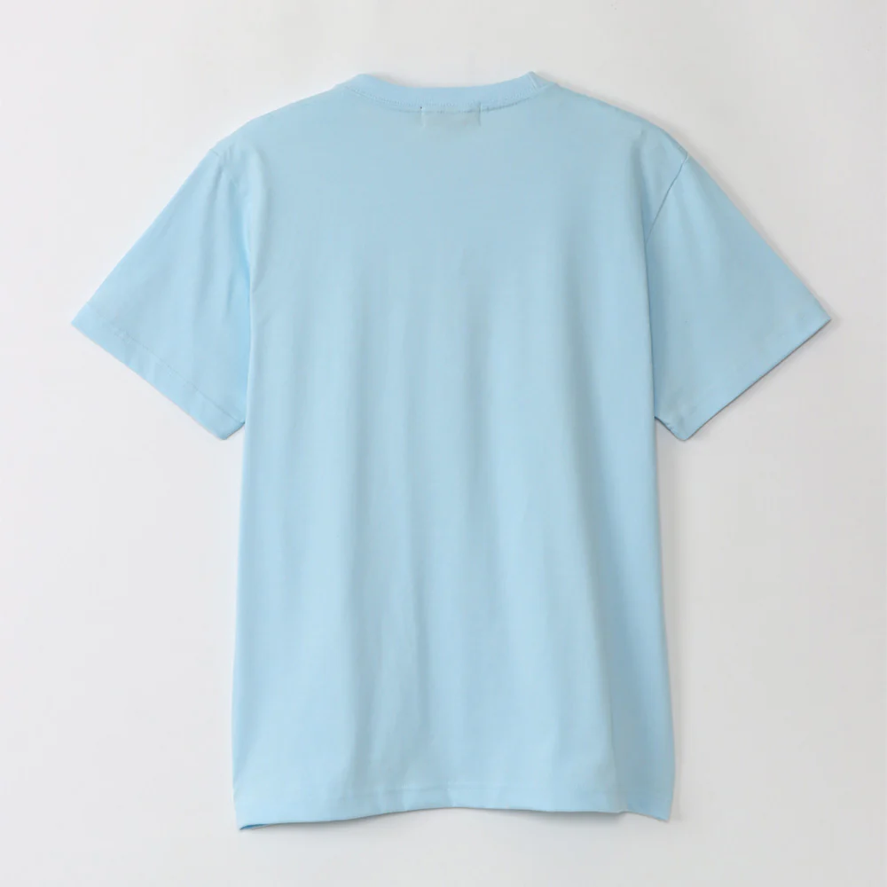 ちいかわ お出かけ楽しみ！な Tシャツ ハチワレとカメラ ライトブルー - Image 5