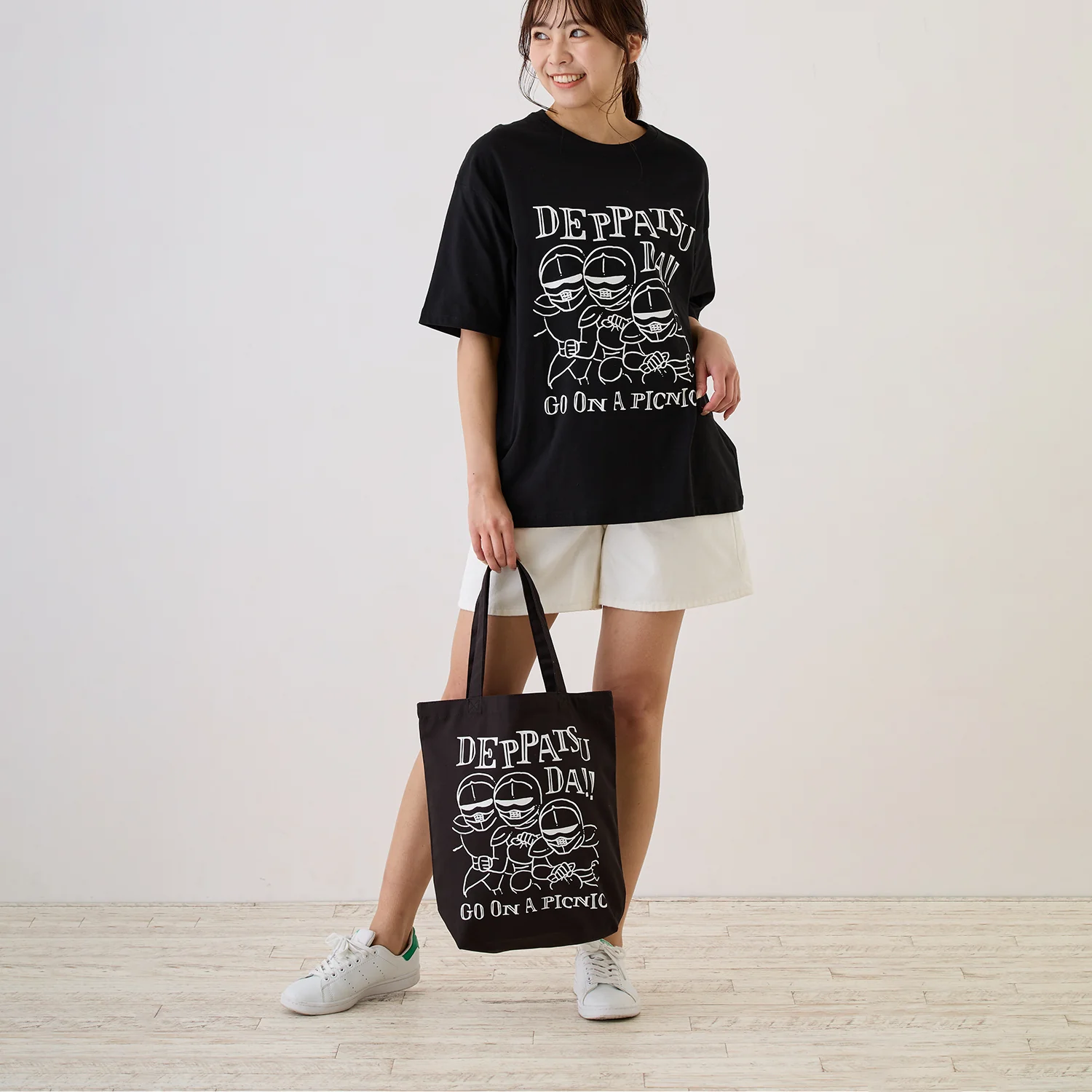 ちいかわ お出かけ楽しみ！な トートバッグ 鎧デッパツ ブラック - Image 6