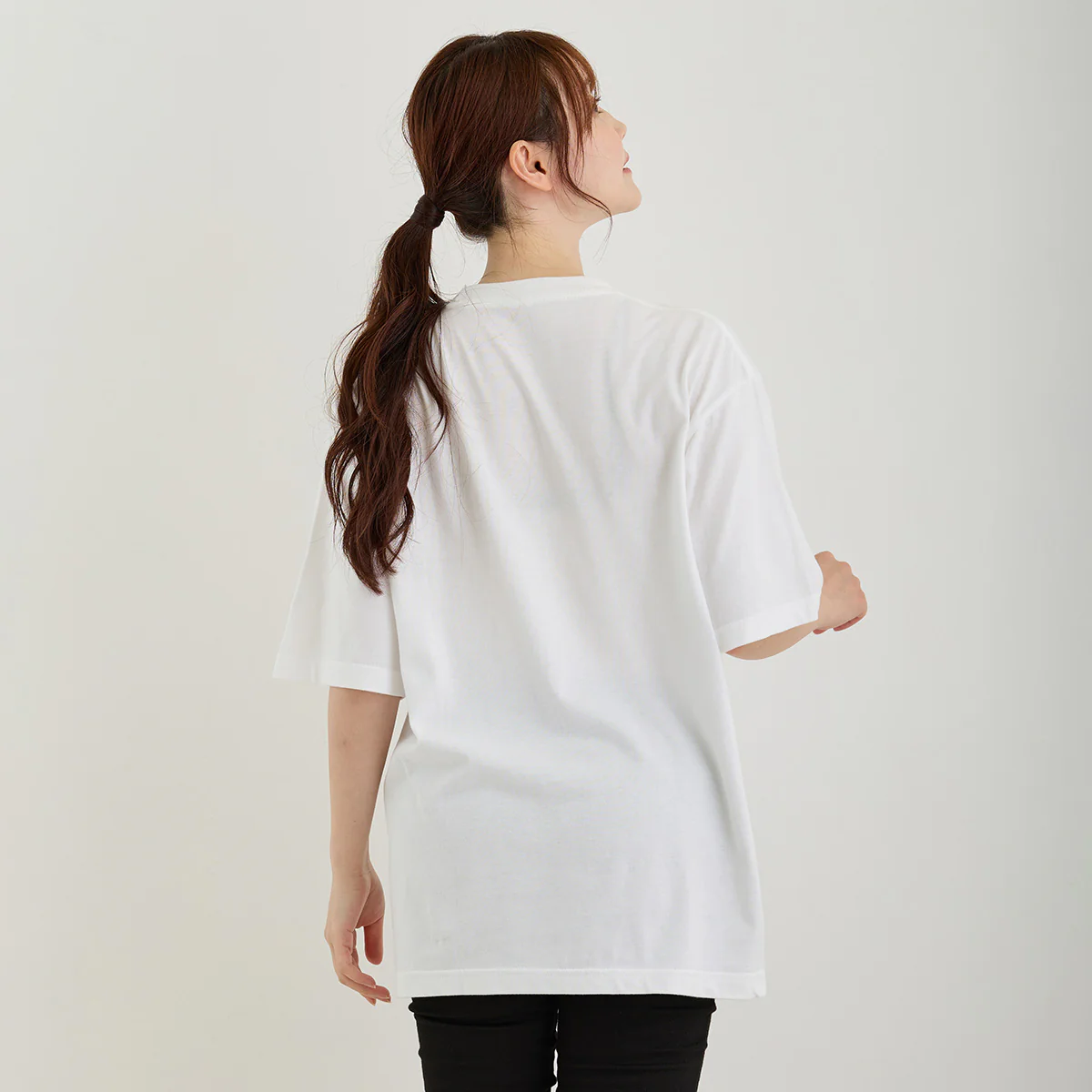 ちいかわ 超まじかるちいかわ ビッグTシャツ MOMONGA IS COMING ホワイト - Image 4
