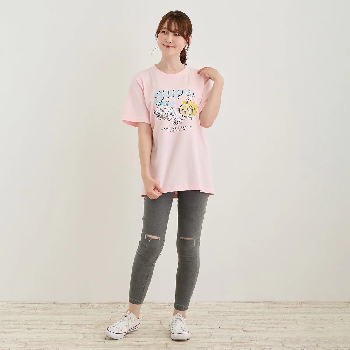 ちいかわ 超まじかるちいかわ Tシャツ Super NANTOKA NARE～！！ ベビーピンク - Image 2