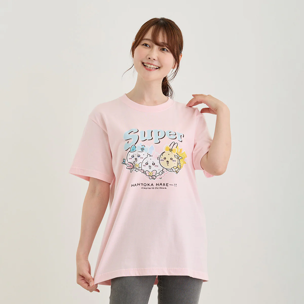 ちいかわ 超まじかるちいかわ Tシャツ Super NANTOKA NARE～！！ ベビーピンク - Image 3