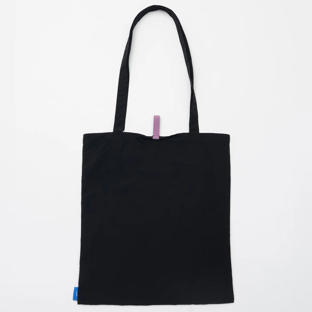 ちいかわ 刺繍トートバッグ モモンガハート ブラック  (刺繍キーホルダー付) - Image 6
