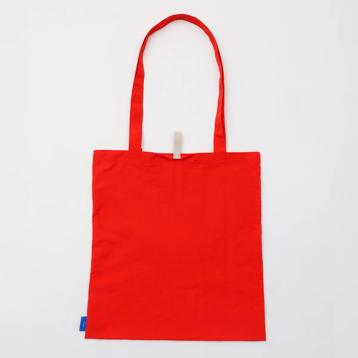 ちいかわ 刺繍トートバッグ ちいかわの毎日 レッド (刺繍キーホルダー付) - Image 6