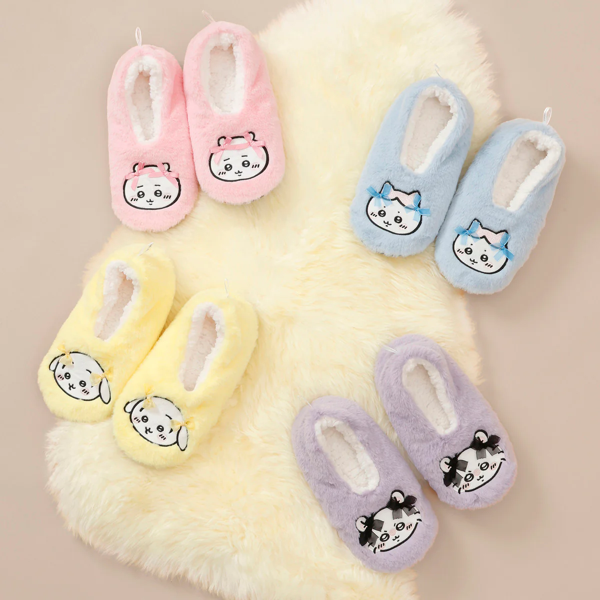 ちいかわ ルームシューズ ハチワレリボン サックス - Image 2