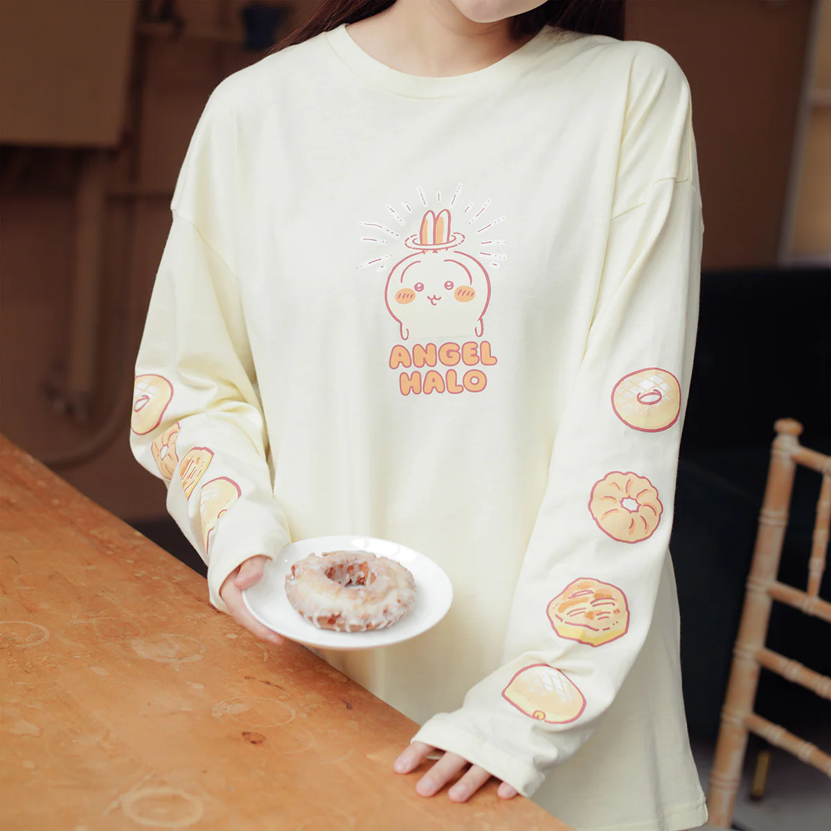 ちいかわ 長袖Tシャツ ドーナッツ イエローベージュ - Image 2