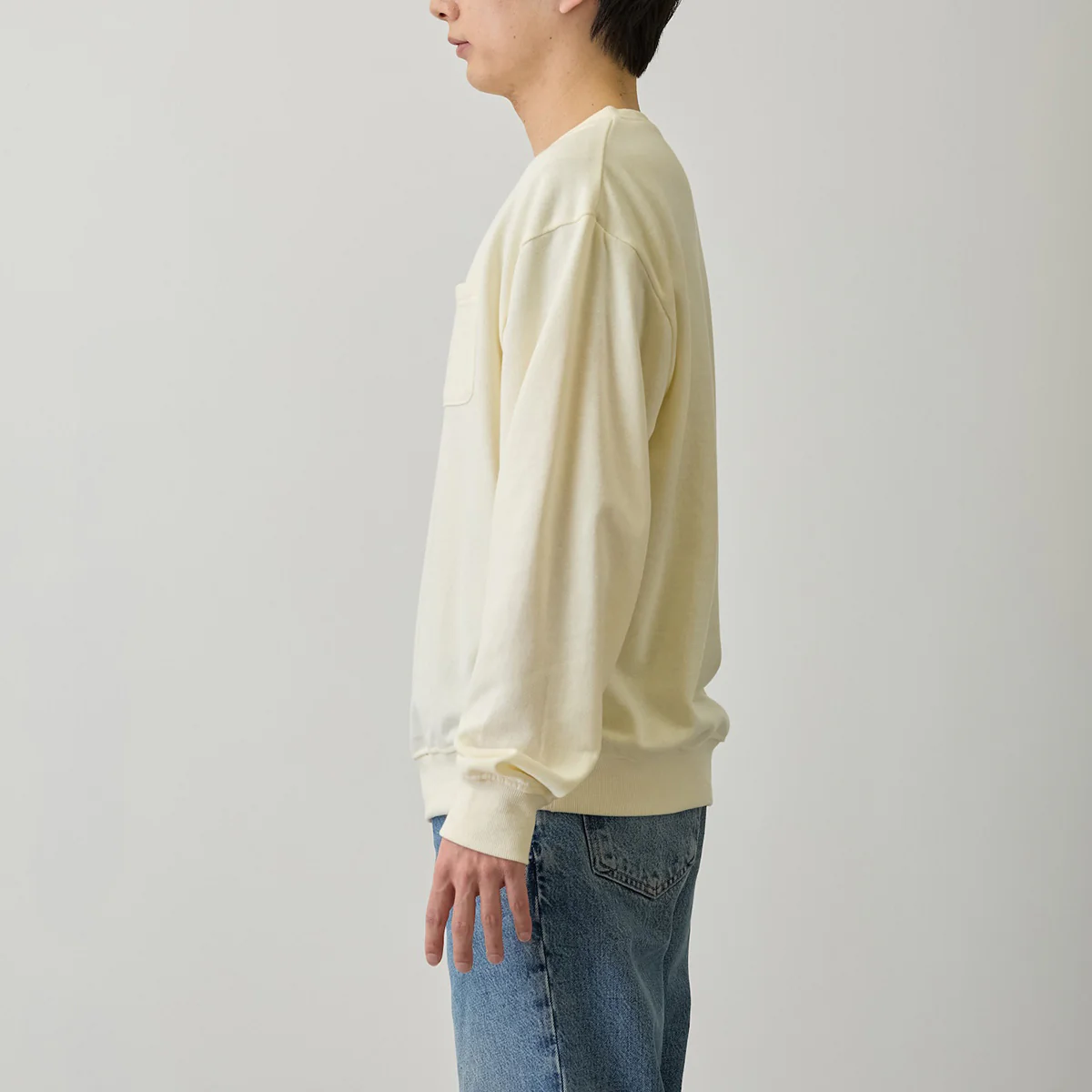 ちいかわ スウェット お守り拾うか クリーム - Image 15