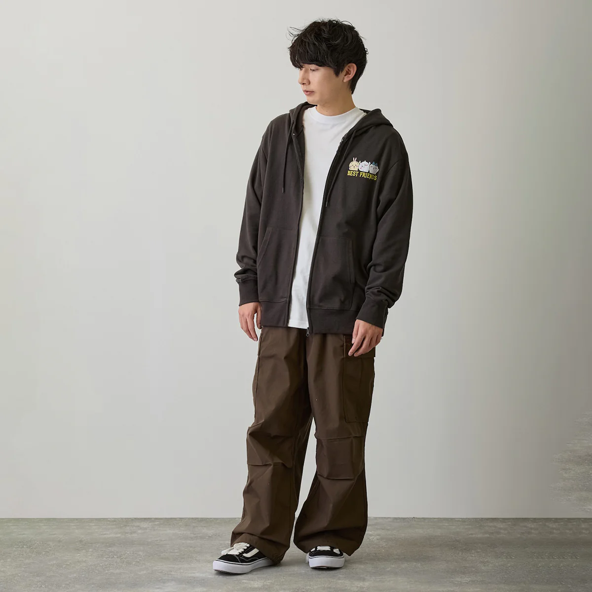 ちいかわ ZIPパーカー 仲良しトリオ スミ - Image 11