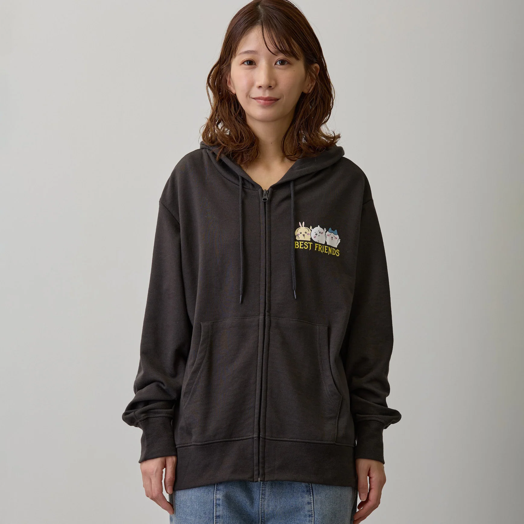 ちいかわ ZIPパーカー 仲良しトリオ スミ - Image 3