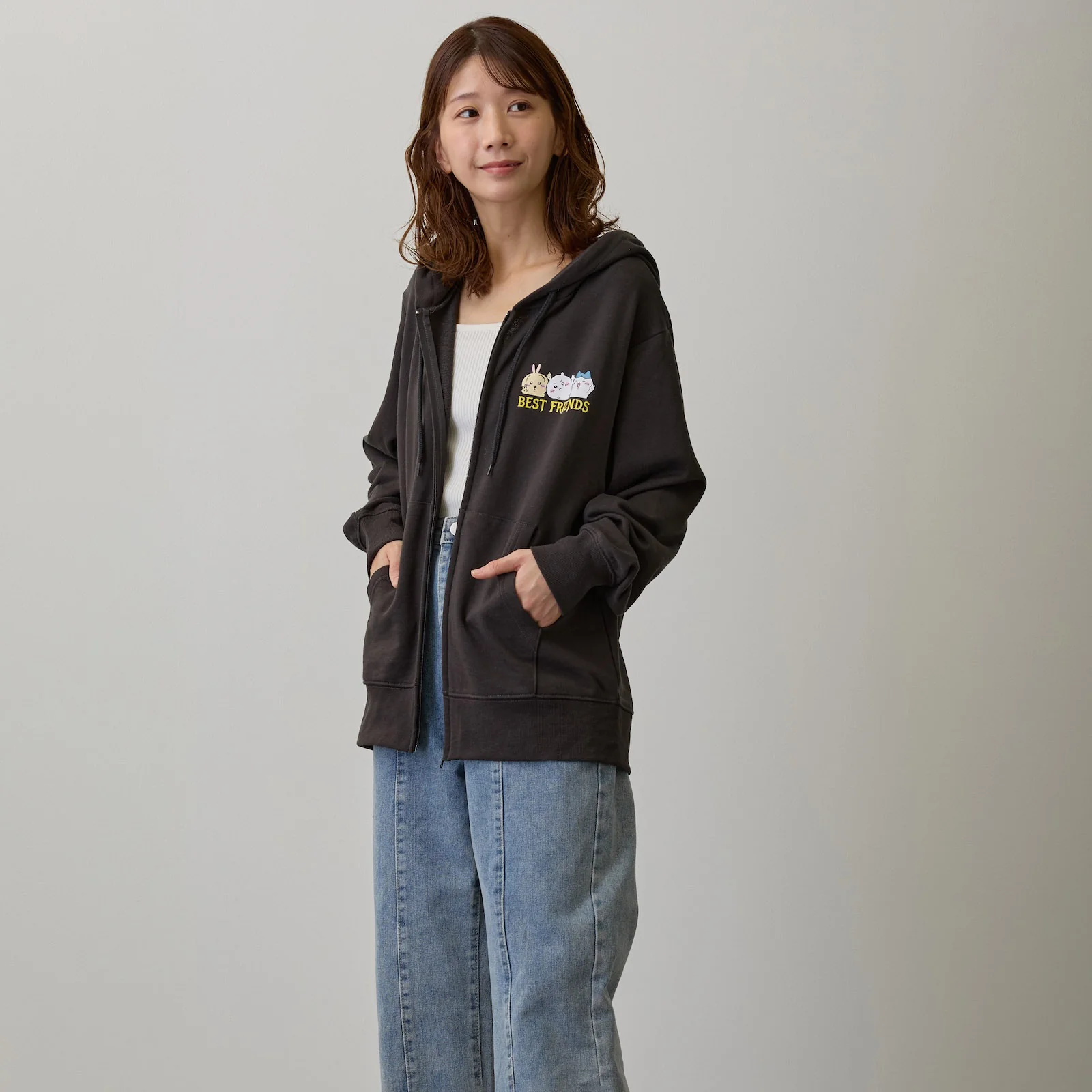 ちいかわ ZIPパーカー 仲良しトリオ スミ - Image 8