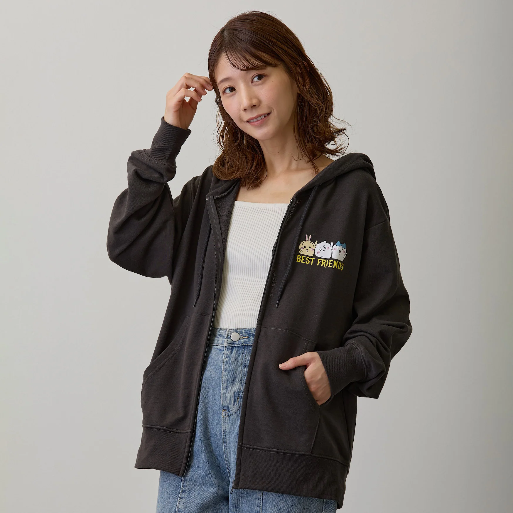 ちいかわ ZIPパーカー 仲良しトリオ スミ - Image 9
