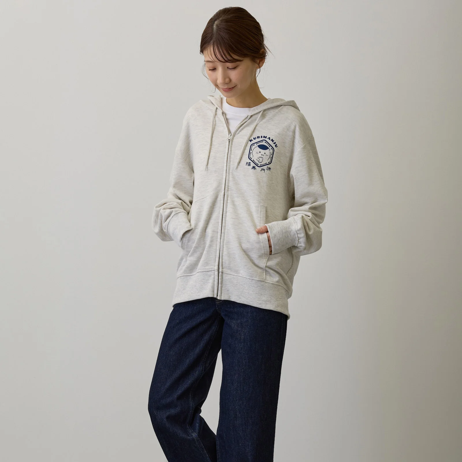 ちいかわ ZIPパーカー 福寿円満 アッシュ - Image 8