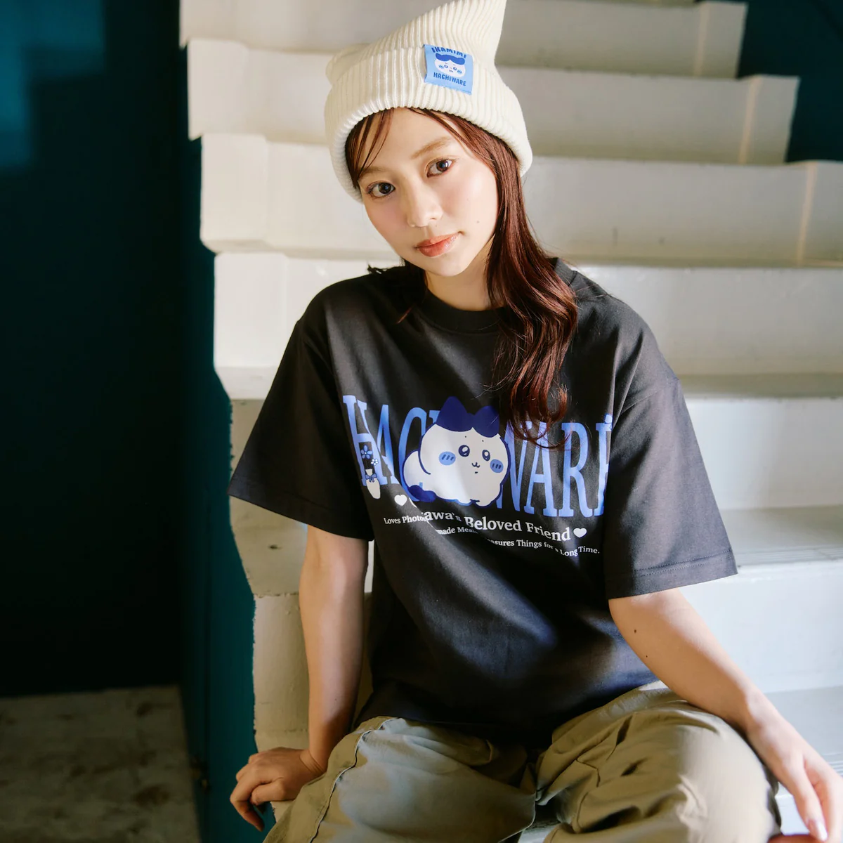 ちいかわ Tシャツ ハチワレシリーズ スミ - Image 2