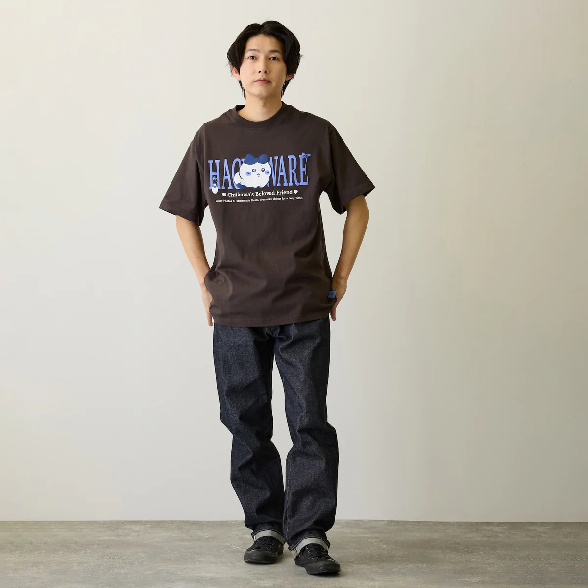 ちいかわ Tシャツ ハチワレシリーズ スミ - Image 9