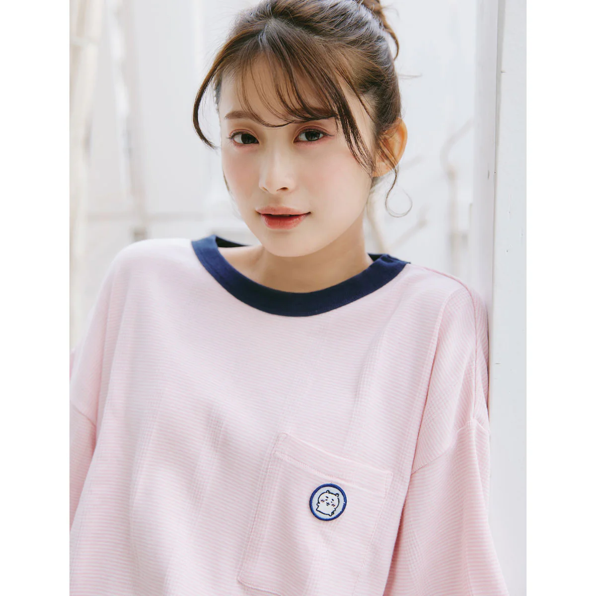 ちいかわ ビッグシルエットポケットTシャツ Robert P.Miller×Talking ちいかわ FLAMINGO - Image 4