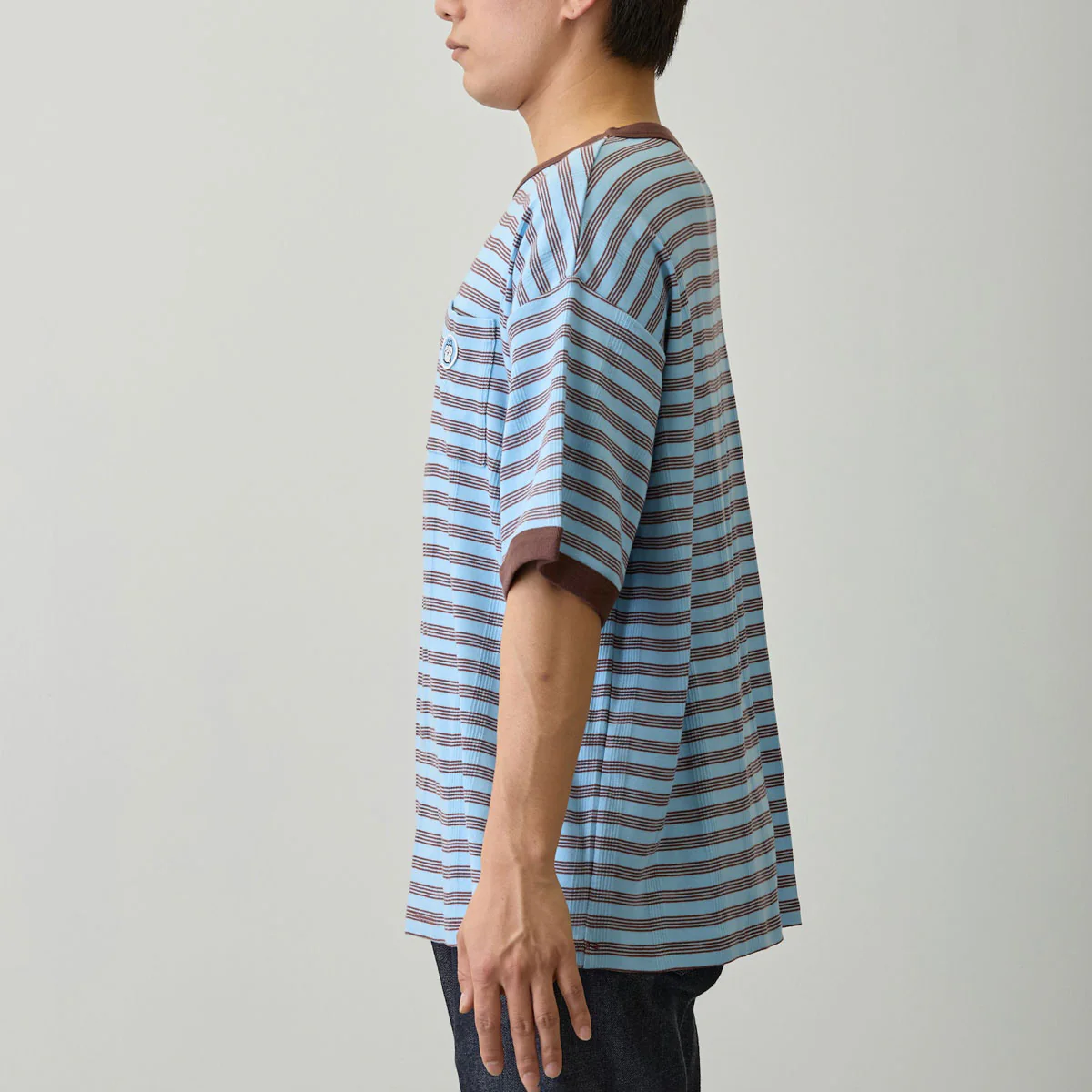 ちいかわ ビッグシルエットポケットTシャツ Robert P.Miller×Talking ハチワレ BLUEBERRY - Image 8