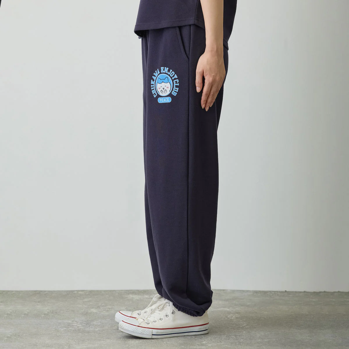 ちいかわ スウェットパンツ ピース ハチワレ ネイビー - Image 14