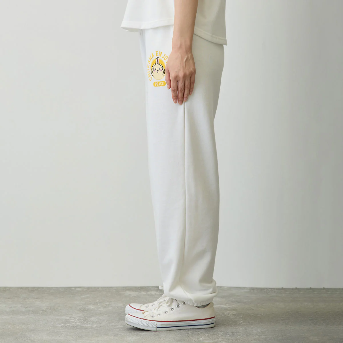 ちいかわ スウェットパンツ ピース うさぎ ホワイト - Image 14