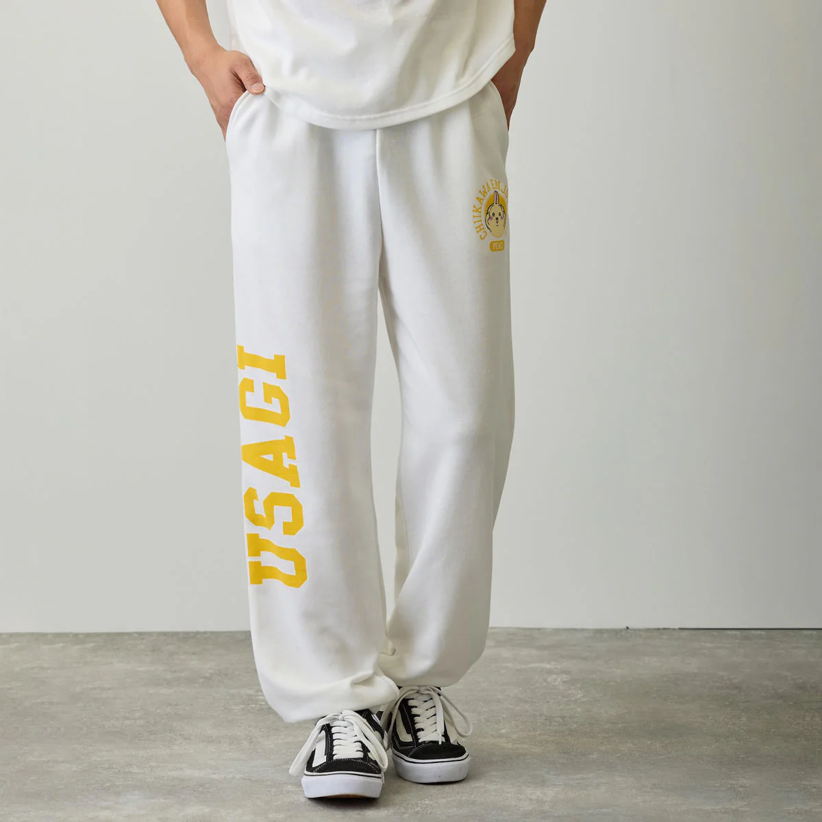 ちいかわ スウェットパンツ ピース うさぎ ホワイト - Image 6