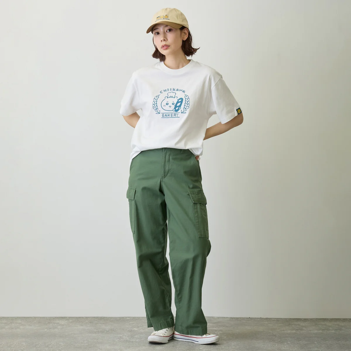 ちいかわ ちいかわベーカリー Tシャツ ロゴ ホワイト - Image 5